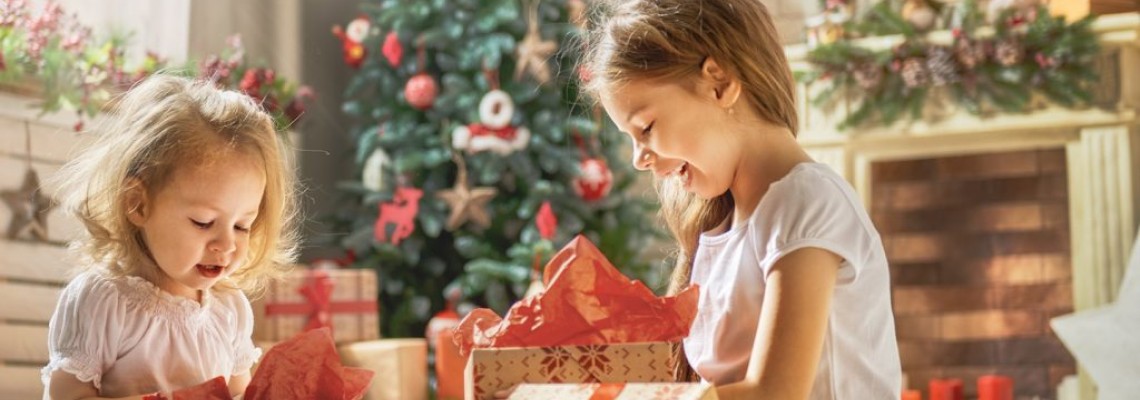 Stress-Free Holiday Shopping: Top Reasons to Gift Magazine Subscriptions
